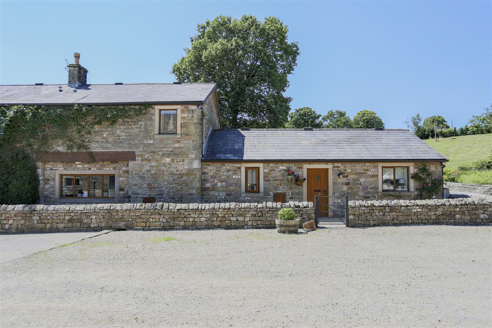 3 Bed Semi Detached Cottage For Sale - Main Image